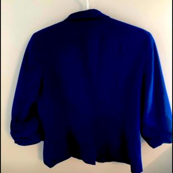 Women’s cobalt blue blazer from Reitman’s - Picture 2 of 2